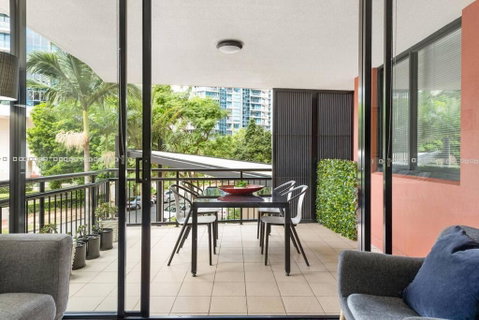 Resort Living - 10mins CBD - 2Bed / 2Bath / 1Car - Inverell Accommodation 1