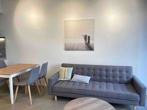 REST COLLECTION Studio At Fawkner Residences - Inverell Accommodation 1