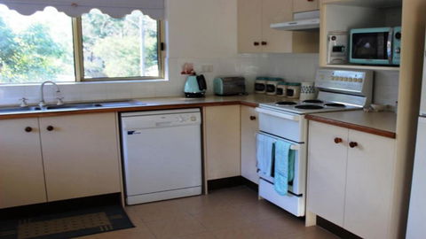 Rest At The Nest On Booner - Inverell Accommodation 3
