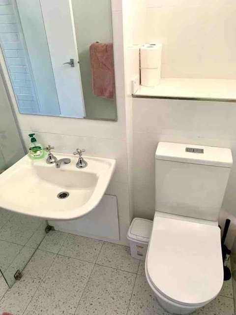 Right In Fremantle - Inverell Accommodation 1