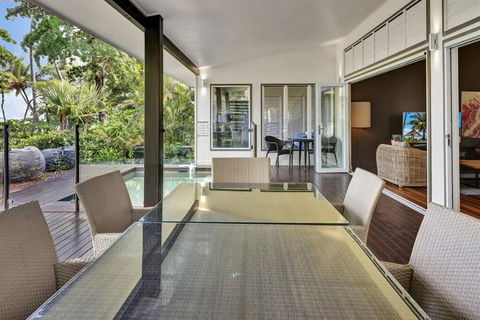 Ripples On The Beach - Beachfront Mission Beach - Inverell Accommodation 2