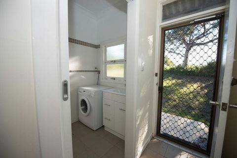 River Panorama Beach House - Inverell Accommodation 1
