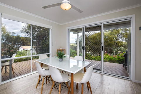 River Retreat - Inverell Accommodation 0