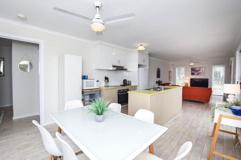River Retreat - Inverell Accommodation 3