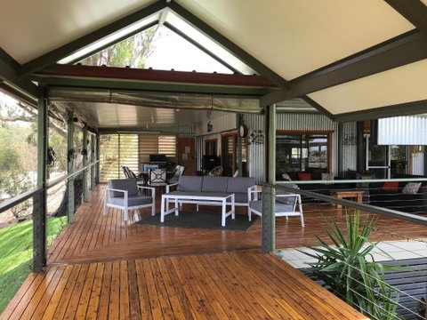 Riverside Farm Retreat - Inverell Accommodation 3