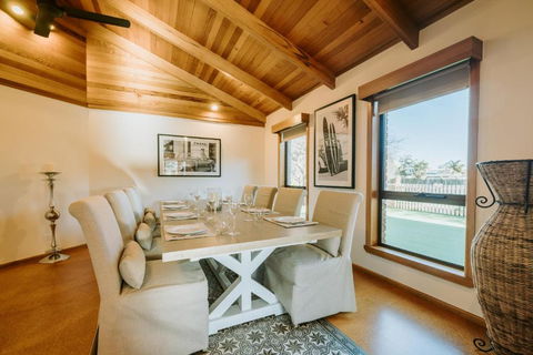 Riverview Retreat - Inverell Accommodation 2