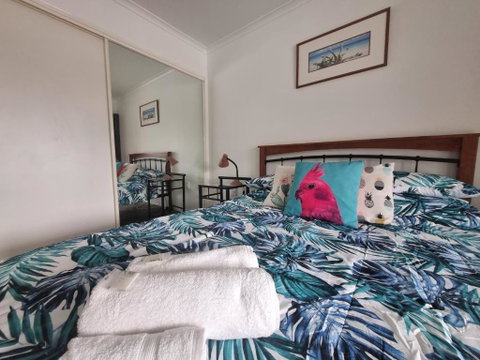 Residential Two-bedroom Unit On The Strand, Self-check In, Wi-fi - Inverell Accommodation 2