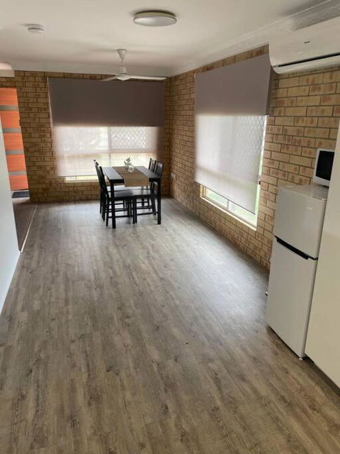 Rockhampton Rest Stop - Inverell Accommodation 2