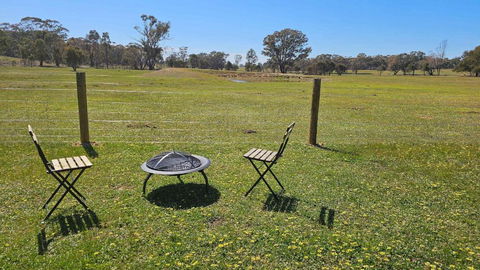 Roccos Retreat By Tiny Away - Inverell Accommodation 1