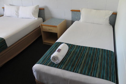 Rocky Glen Hotel Motel Gladstone - Inverell Accommodation 3