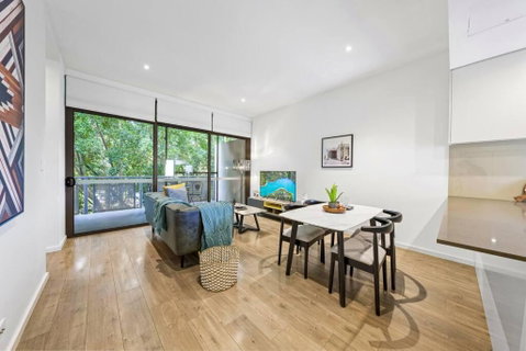 Rooftop 2 Bed Apt With Terrace At Newtown - Inverell Accommodation 1