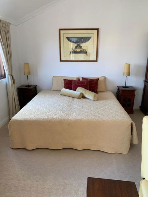 Room With A View - Inverell Accommodation 0