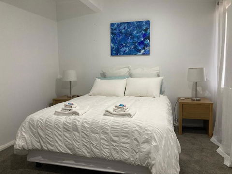 Rosewhite House - Inverell Accommodation 3