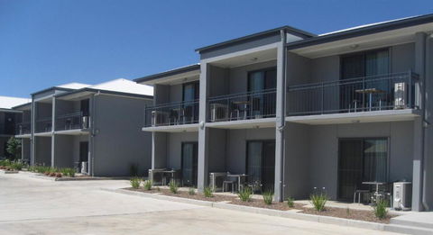 Royal Motel Miles - Inverell Accommodation 0