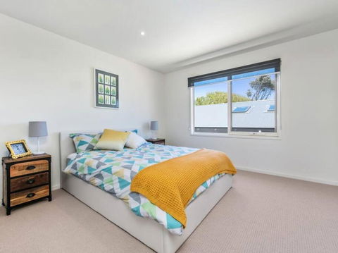 RYE/BLAIRGOWRIE FAMILY ENTERTAINER.. - Inverell Accommodation 1