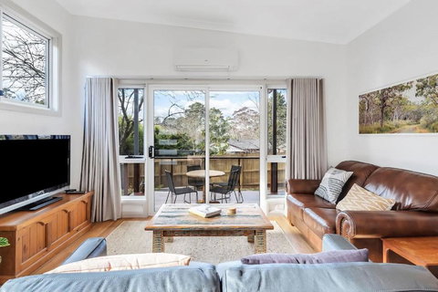 Sahaja Cottage Wentworth Falls - Inverell Accommodation 2