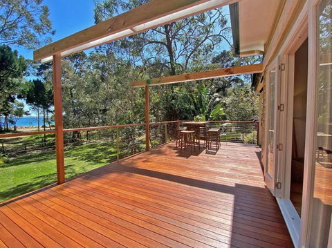 Salty Beach - Inverell Accommodation 0