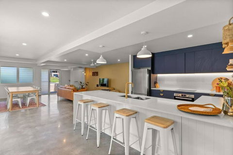 Salty Crab Bungalow - Inverell Accommodation 0