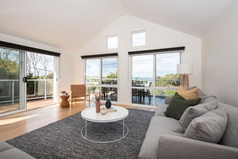 Salty Shores Smiths Beach - Inverell Accommodation 0