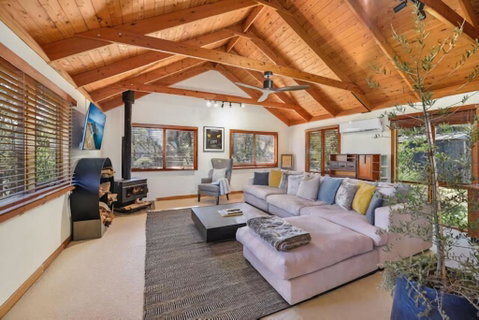 Samsara Blue Mountains - Inverell Accommodation 2