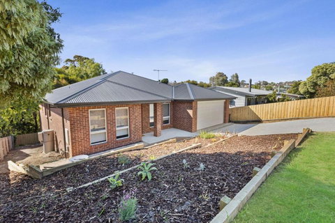 Sanctuary - Inverell Accommodation 1