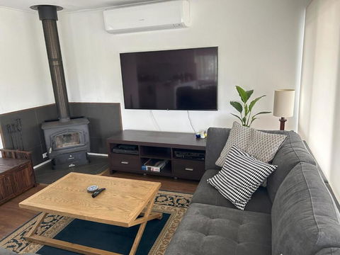 Sanctuary On Toagara With Spa And Heated Pool - Inverell Accommodation 2