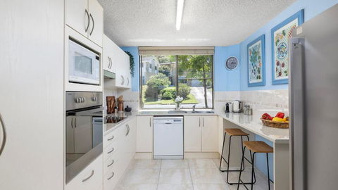 Sand And Sea - Inverell Accommodation 3