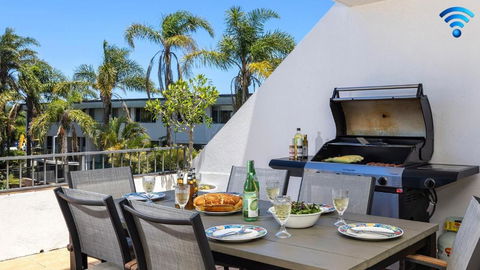 Sand And Sea - Inverell Accommodation 0