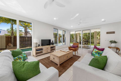 Sand And Sea Beach House - Inverell Accommodation 2