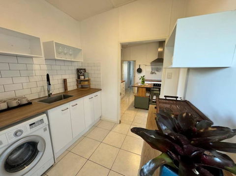 Sand Bars - Spacious, Beach, Pets - Inverell Accommodation 3