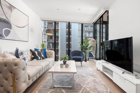 Rooftop Pool Stunning Apt At Marvel Stadium With Free Parking - Inverell Accommodation 1