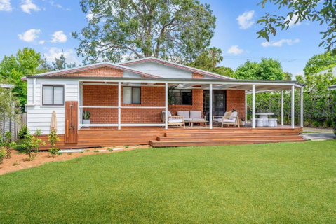 Sandalwood At Huskisson - Inverell Accommodation 2