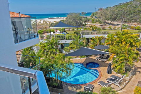Sandcastles On Currumbin Beach - Inverell Accommodation 0