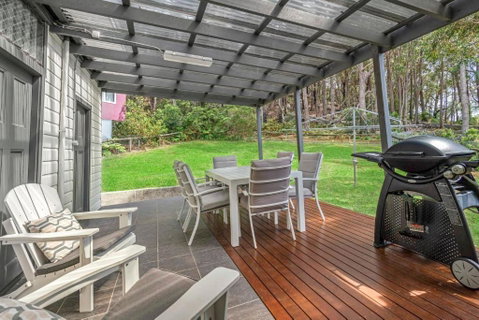Sandlines At Hyams Beach - Inverell Accommodation 3