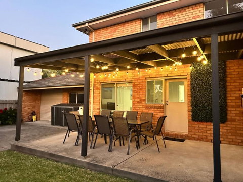 Sandy Beach House Cowes - Inverell Accommodation 0