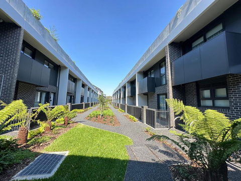 Shine Keysborough High-end Family Home, Netflix, Top Location - Inverell Accommodation 1