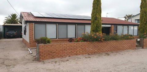 Smoky Bay Holiday Home - Inverell Accommodation 0