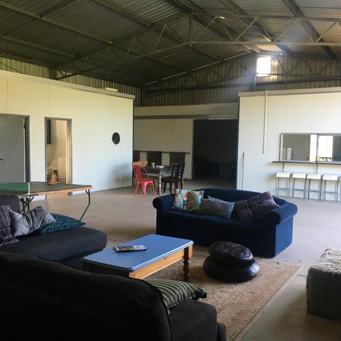 Something Different - Shedstay - Inverell Accommodation 0