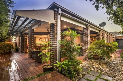 Specious Ex-display 5 BDR House,up To 15 Guests- Williams Landing - Inverell Accommodation 0