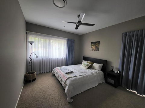 Surrounding Areas Allow You To Do As Little Or As Much As You Like - Inverell Accommodation 3