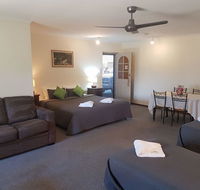 Beachport Motor Inn - Inverell Accommodation