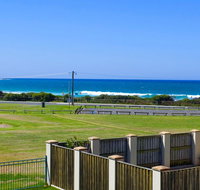 Beachside Retreat - Inverell Accommodation