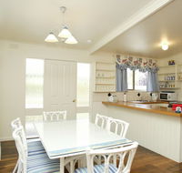 Beachwalk Cottage - Inverell Accommodation