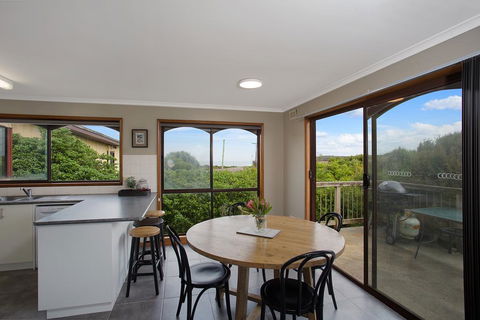 Beacon Point House - Inverell Accommodation 0