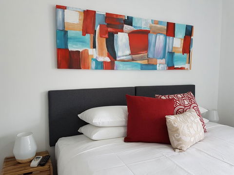 Beau Monde Apartments Newcastle - Worth Place Apartment - Inverell Accommodation 1