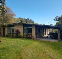 Beauna Vista Rye Holiday Home - Inverell Accommodation