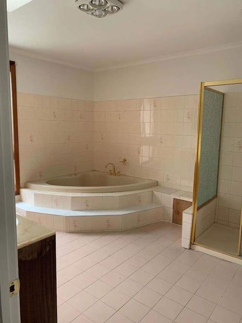 Beautiful Bedroom In Bentleigh East - Inverell Accommodation 3