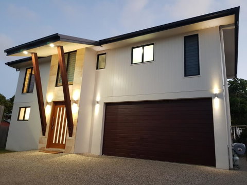 Beautiful Modern Luxury - Inverell Accommodation 2
