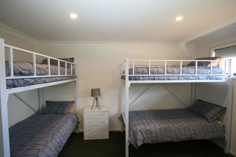 Bedrock - 11 Twynam Street, Jindabyne - Inverell Accommodation 2