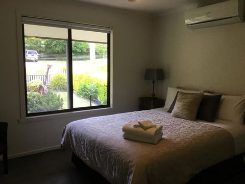 Belford House - Inverell Accommodation 2